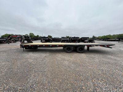 New 2027 MAXXD Hydraulic Dovetail Gooseneck Trailer | 32' x 102' 25K GVWR