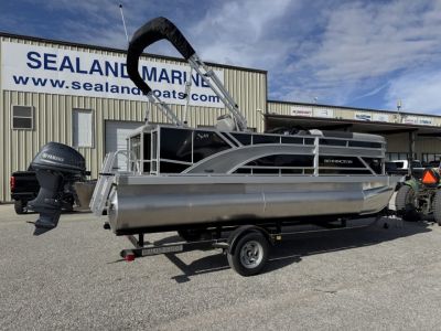 Used 2025 Bennington 18 S Cruise Pontoon Boat Narrow Beam