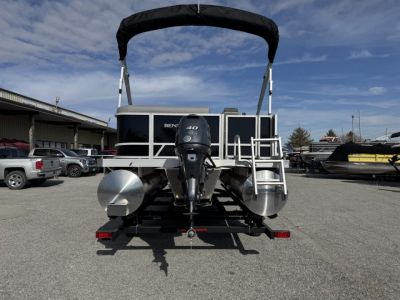 Used 2025 Bennington 18 S Cruise Pontoon Boat Narrow Beam