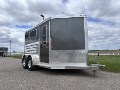 Used 2017 4-Star 2 Horse Slant Load Bumper Pull Horse Trailer