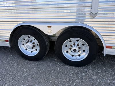 Used 2007 Bloomer THE EVOLUTION Horse Trailer