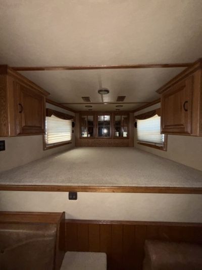 Used 2007 Bloomer THE EVOLUTION Horse Trailer