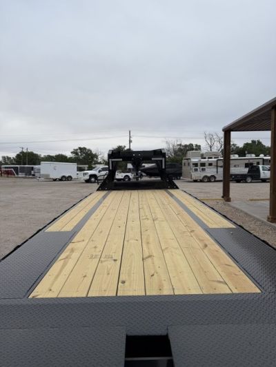 New 2026 Diamond C Trailers FMAX207 Flatbed Trailer