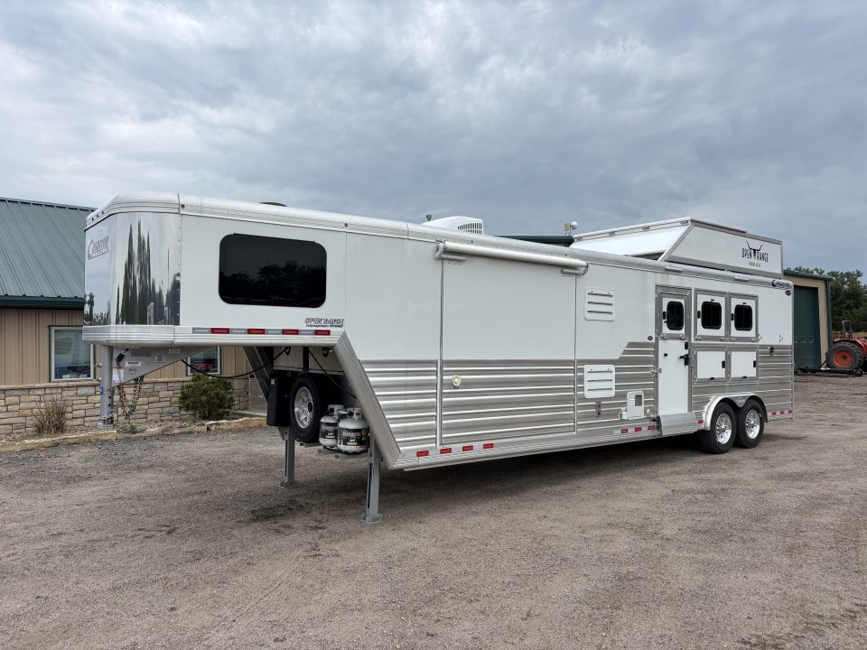 Used 2024 Cimarron Trailers Norstar 3H LQ Horse Trailer