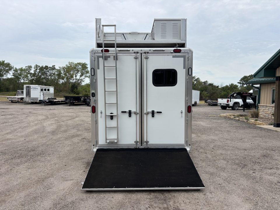 Used 2024 Cimarron Trailers Norstar 3H LQ Horse Trailer