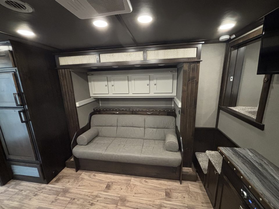 Used 2024 Cimarron Trailers Norstar 3H LQ Horse Trailer