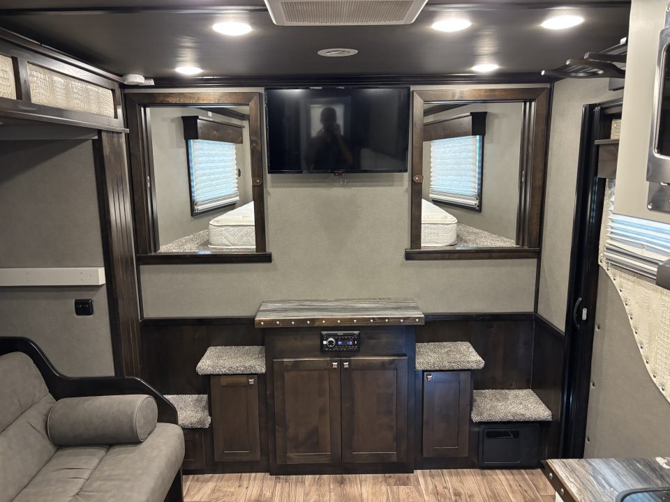 Used 2024 Cimarron Trailers Norstar 3H LQ Horse Trailer