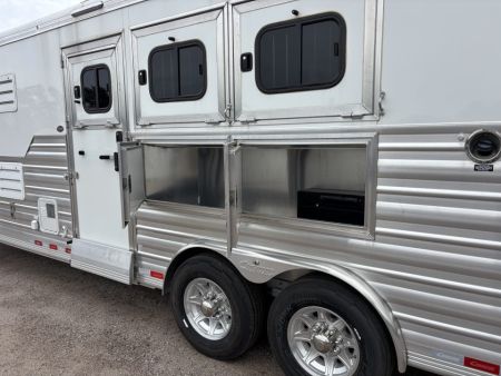 Used 2024 Cimarron Trailers Norstar 3H LQ Horse Trailer