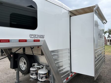 Used 2024 Cimarron Trailers Norstar 3H LQ Horse Trailer