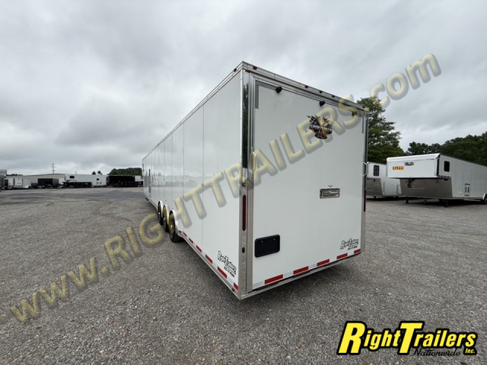 New 2026 8.5x50 Vintage Sportsman Elite Living Quarters Trailer