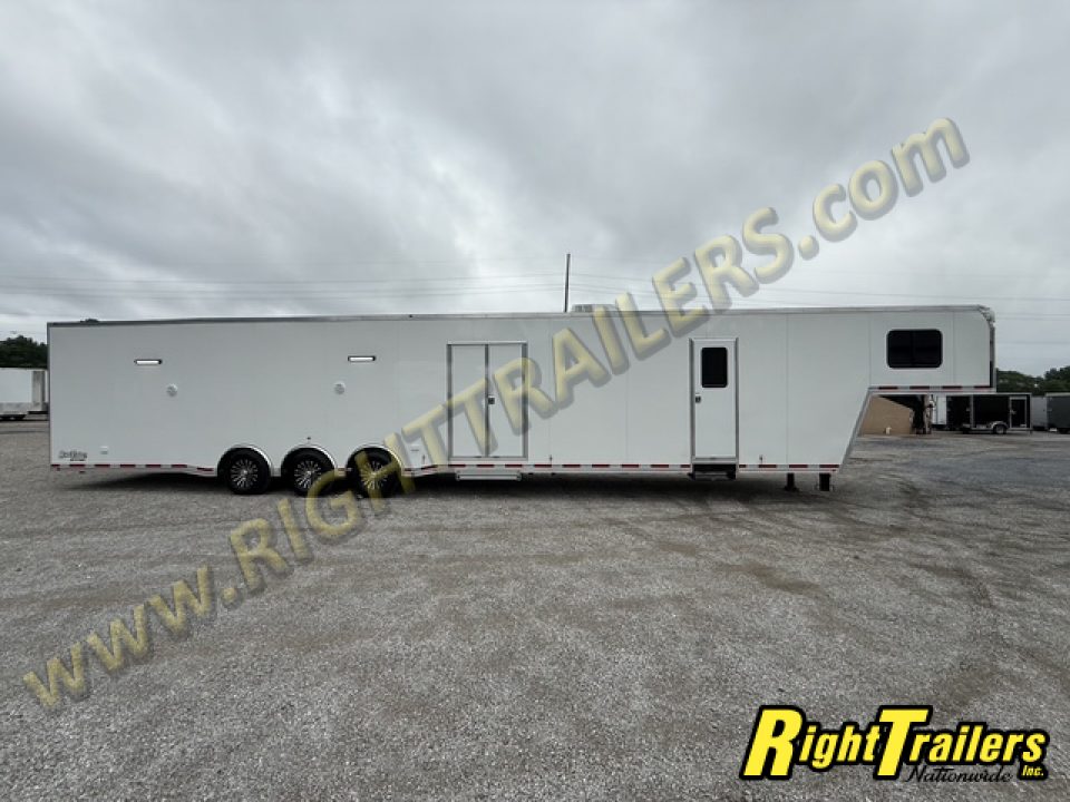 New 2026 8.5x50 Vintage Sportsman Elite Living Quarters Trailer
