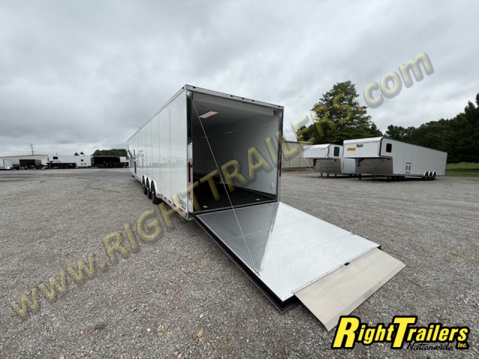 New 2026 8.5x50 Vintage Sportsman Elite Living Quarters Trailer
