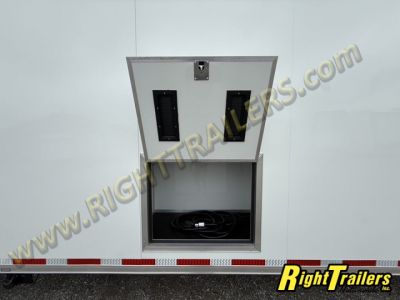New 2026 8.5x50 Vintage Sportsman Elite Living Quarters Trailer