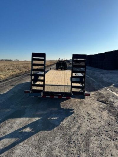 New 2026 Sure-Trac 20ft Flatbed Equipment Trailer 7k axles stand up ramps Equipment Trailer