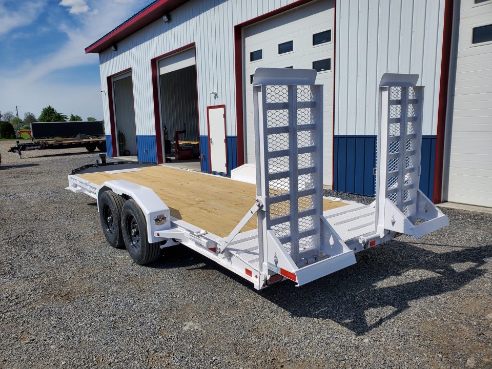New 2026 Diamond C Trailers LPX207 / 82"X20' / 15500 GVWR