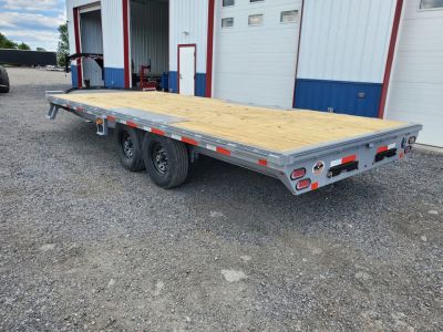 New 2026 Diamond C Trailers DEC207 / 102"X20' / 15500 GVWR