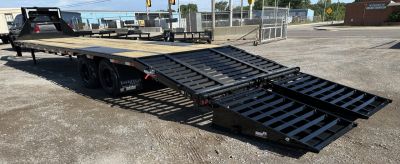 New 2026 East Texas Trailers 32' Tandem Dual Gooseneck Pierce Frame Macho Dove Tail Equipment Trailer