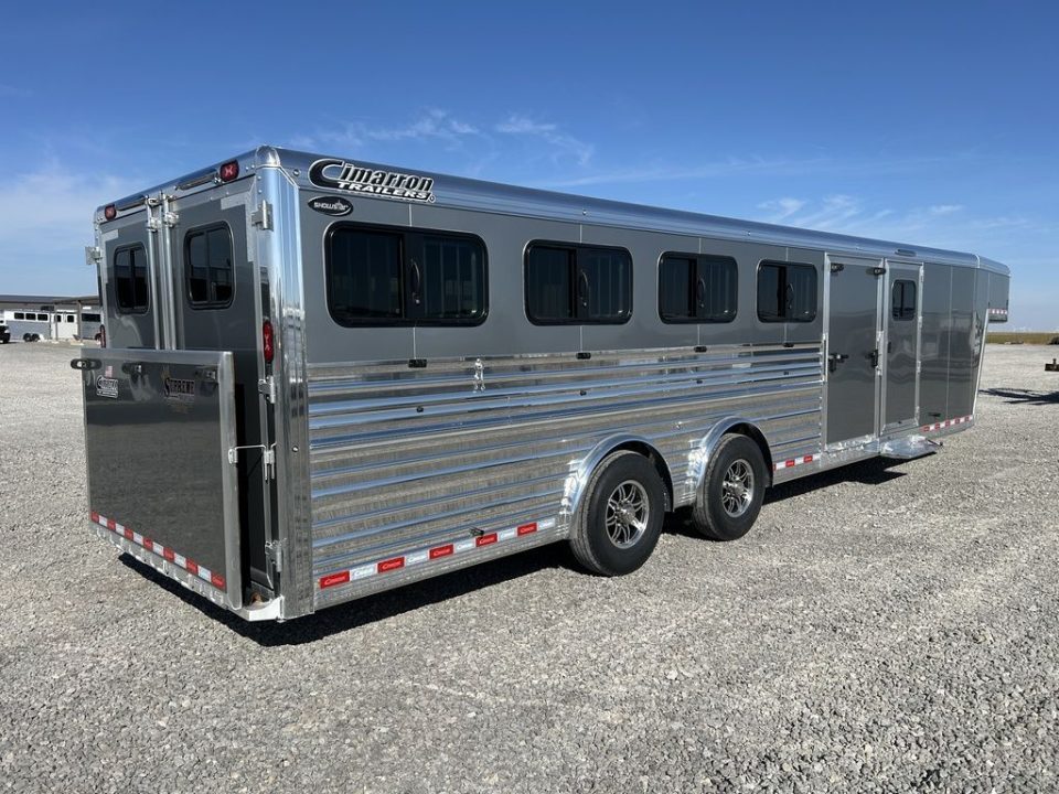 New 2027 Cimarron Showstar 317 Gooseneck Pen System