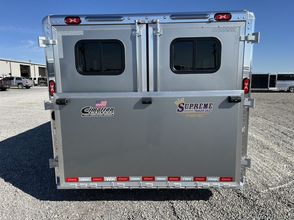 New 2027 Cimarron Showstar 317 Gooseneck Pen System