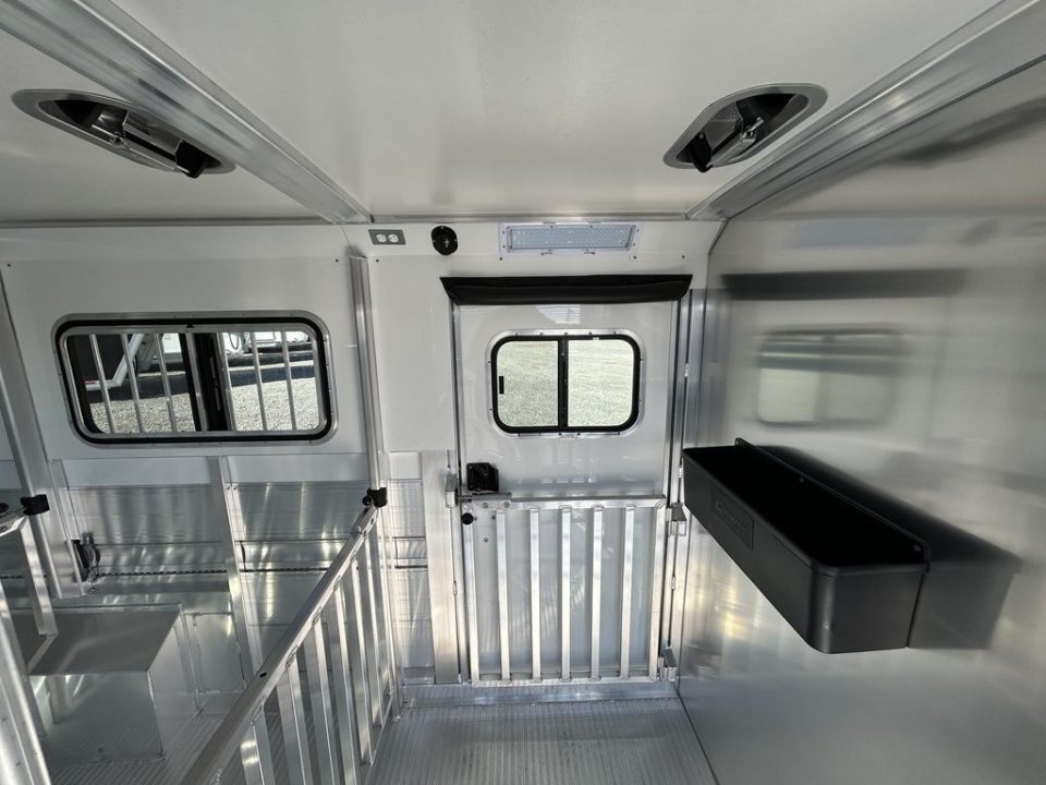 New 2027 Cimarron Showstar 317 Gooseneck Pen System