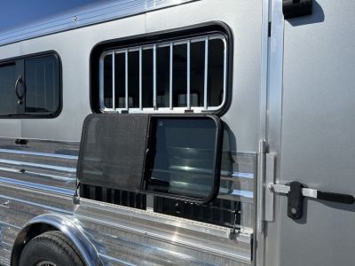New 2027 Cimarron Showstar 317 Gooseneck Pen System