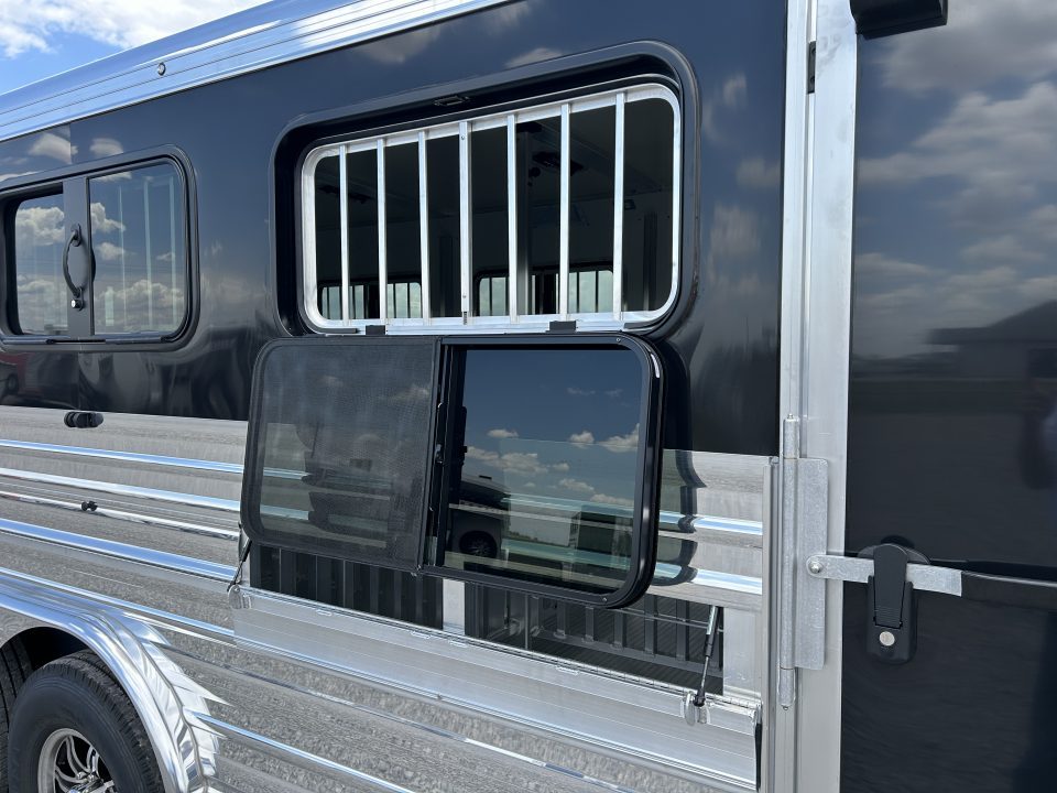 New 2026 Cimarron Showstar 319 Gooseneck Pen System