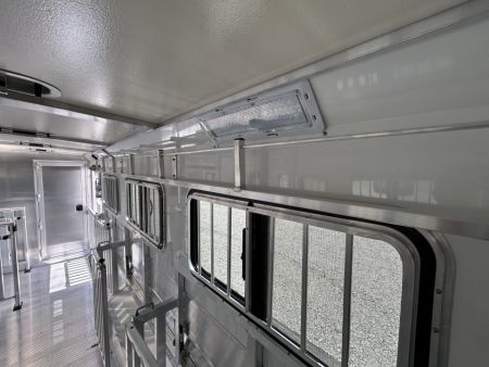 New 2026 Cimarron Trailers Showstar 754