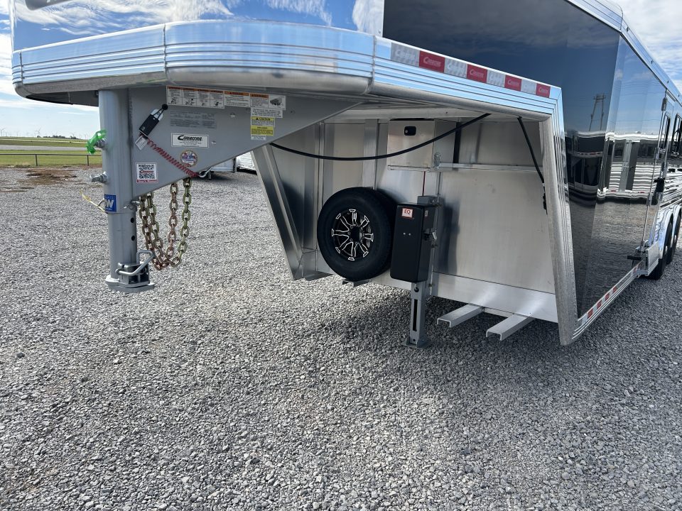 New 2027 Cimarron Showstar 570