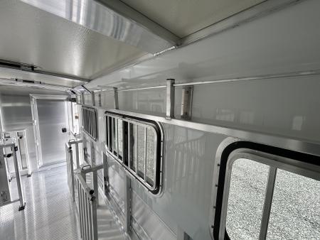 New 2027 Cimarron Showstar 570