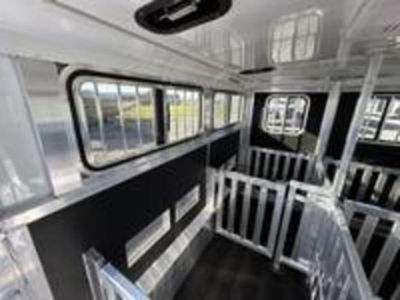 New 2026 Bar-M 6-pen 579 Bumperpull Pen System