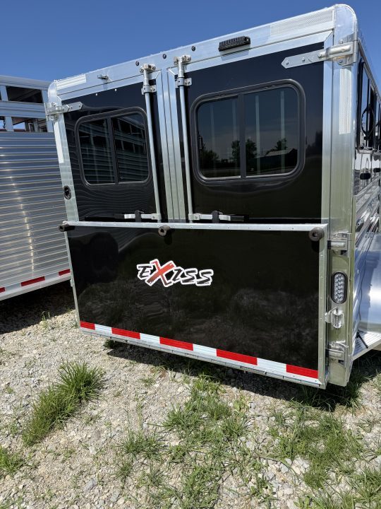 New 2026 Exiss 6 Pen Exhibitor Trailer