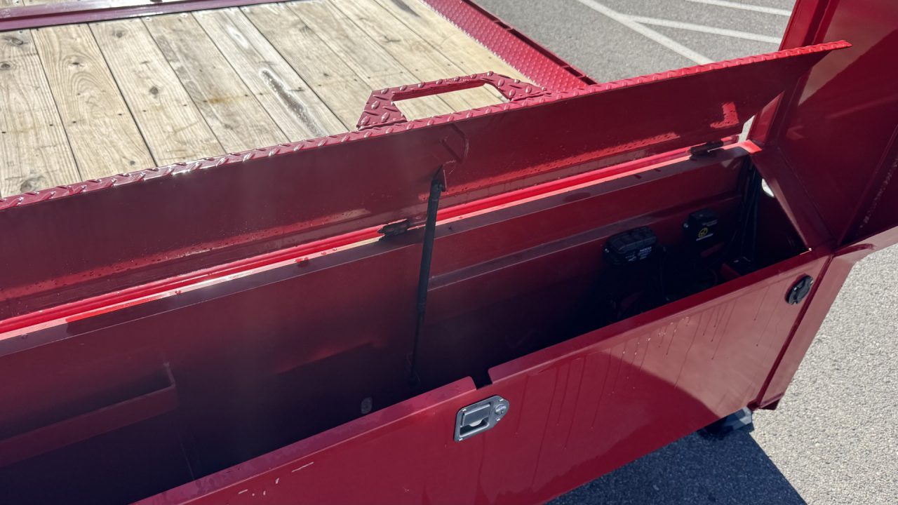 New 2025 Midsota 8.5 x 24 TBWB24 18.4K GN Gooseneck Trailer