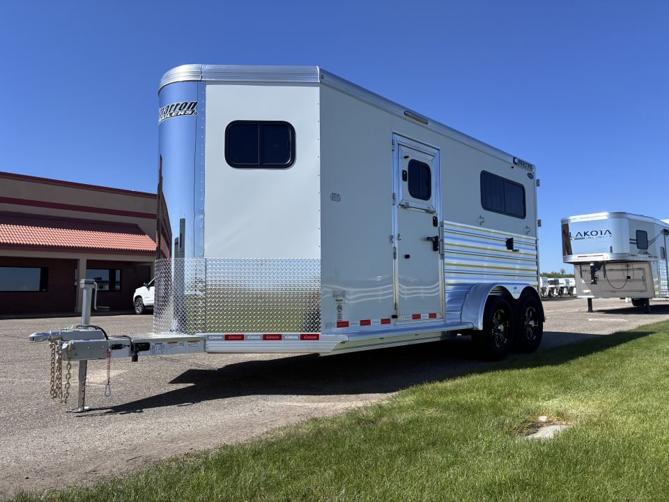 New 2027 Cimarron Trailers 2H Straight Load BP Horse Trailer