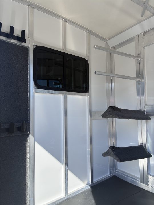 New 2027 Cimarron Trailers 2H Straight Load BP Horse Trailer