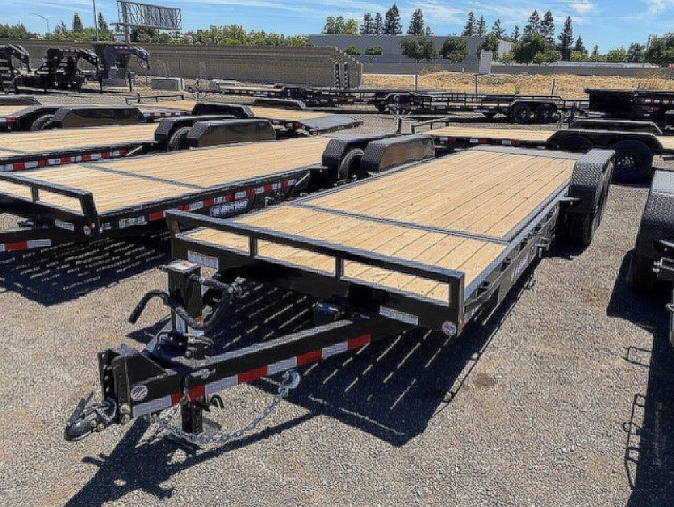 2025 Sure-Trac ST82184TBE-B-140