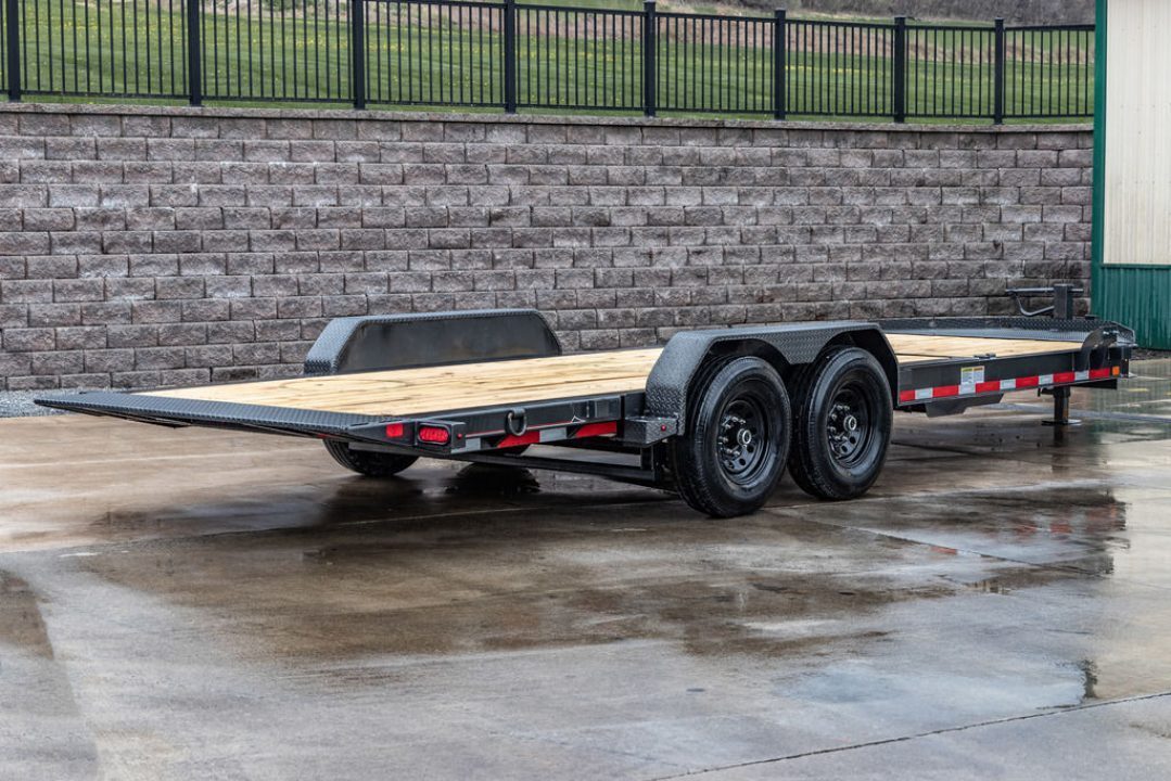 New 2027 Diamond C Trailers HDT 207 Tilt Trailer