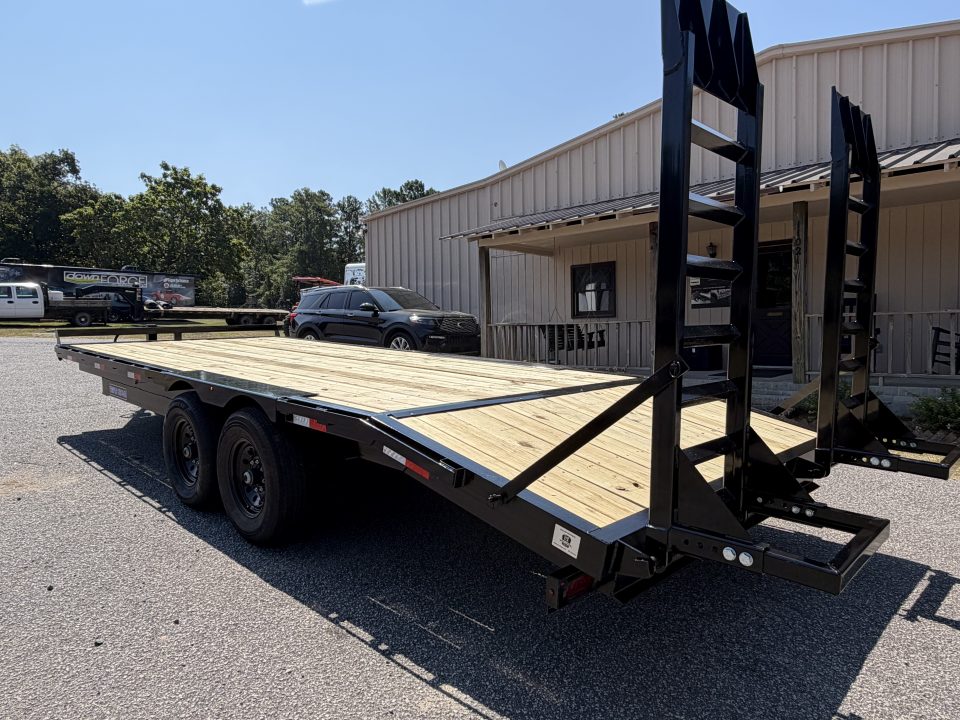 2026 8×22 Dovetail Trailer photo 4