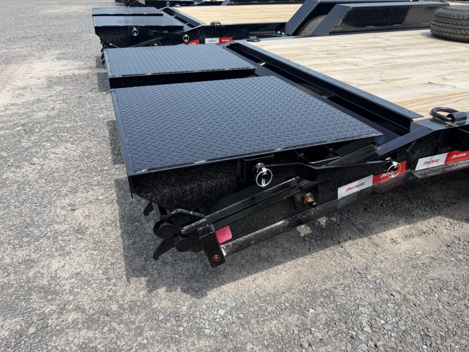 New 2026 Liberty LE16K83X19+3B8 Equipment Trailer