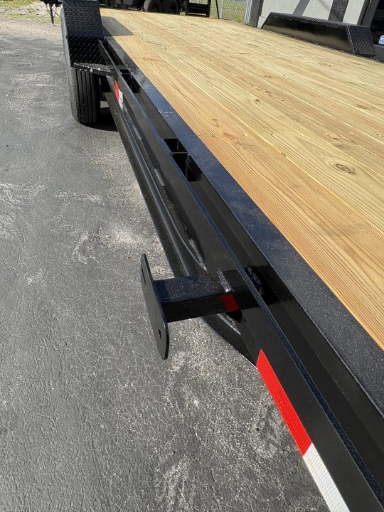 New NEW 7X22 14K EQUIPMENT HAULER with Ramps!