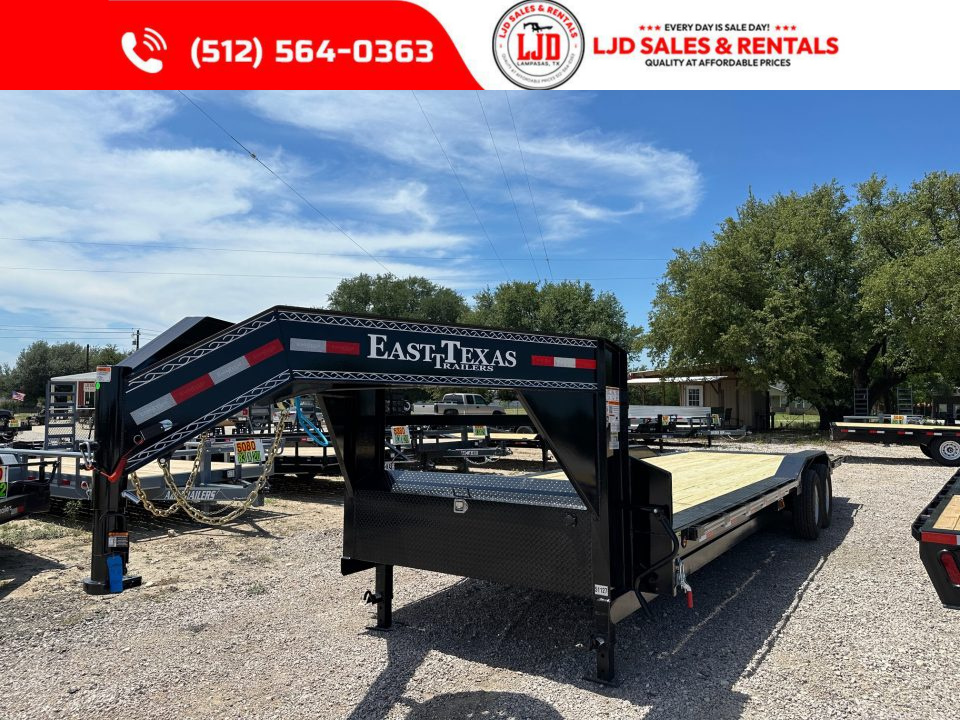 New 2027 East Texas - 26' Drive Over Fender Power Tilt Gooseneck Trailer