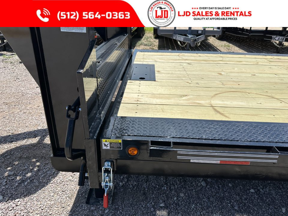 New 2027 East Texas - 26' Drive Over Fender Power Tilt Gooseneck Trailer