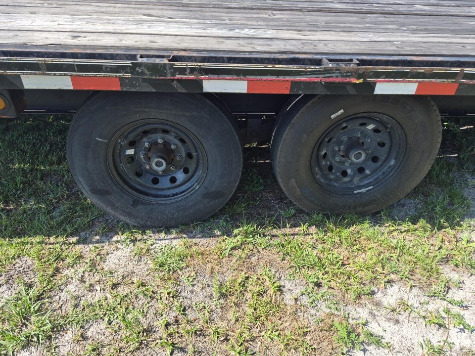 Used 2024 40 Ft. Gooseneck with 12,000 LB GVWR Equipment Trailer