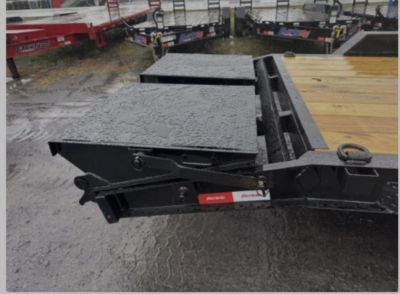New 2026 Liberty LE14K83X17+3B8 Equipment Trailer