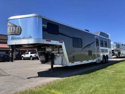 Used 2015 Bison Trailers 3H 10'LQ Horse Trailer