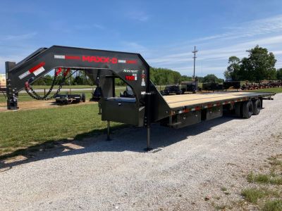 New 2027 MAXX-D 102X34 TANDEM 40K GN HYDROTAIL W/ BLACKWOOD RUNNERS, HYDROJACKS, DISC BRAKES & WIRELESS REMOTE Deckover Trailer