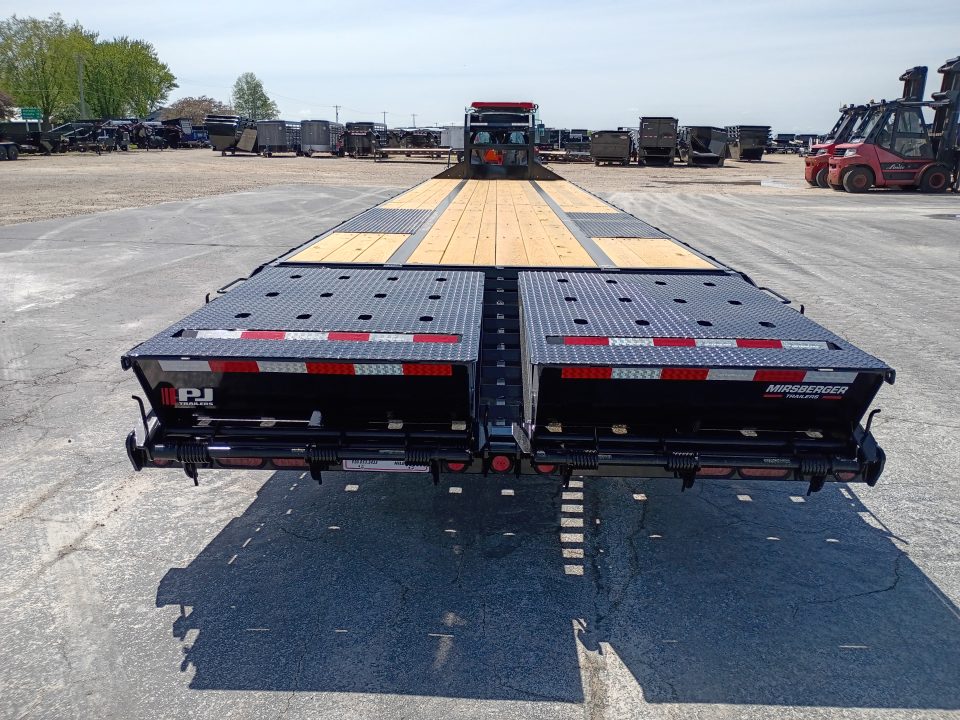 New 2027 PJ Trailers LD402