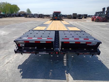 New 2027 PJ Trailers LD402