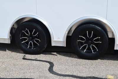 New ATC 8.5x20' ROM 400 CAR HAULER w/ PREMIUM ESCAPE DOOR