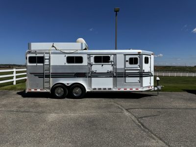 Used 2000 4-Star Trailers 2H Custom Stock Stalls BP Horse Trailer