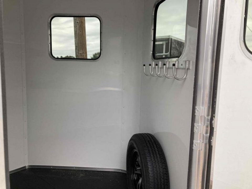 New 2027 Homesteader Trailer 214FB Horse Trailer